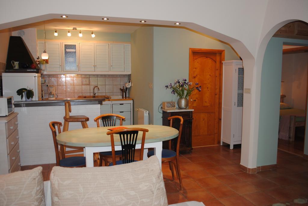 Apartments Natura Makarska Ruang foto