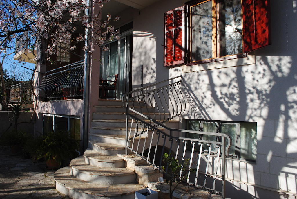 Apartments Natura Makarska Bagian luar foto