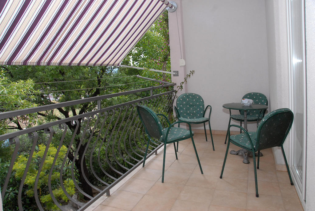 Apartments Natura Makarska Ruang foto